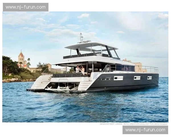 动力艇驾驶技巧与维护指南全面解析及航行安全实用方案